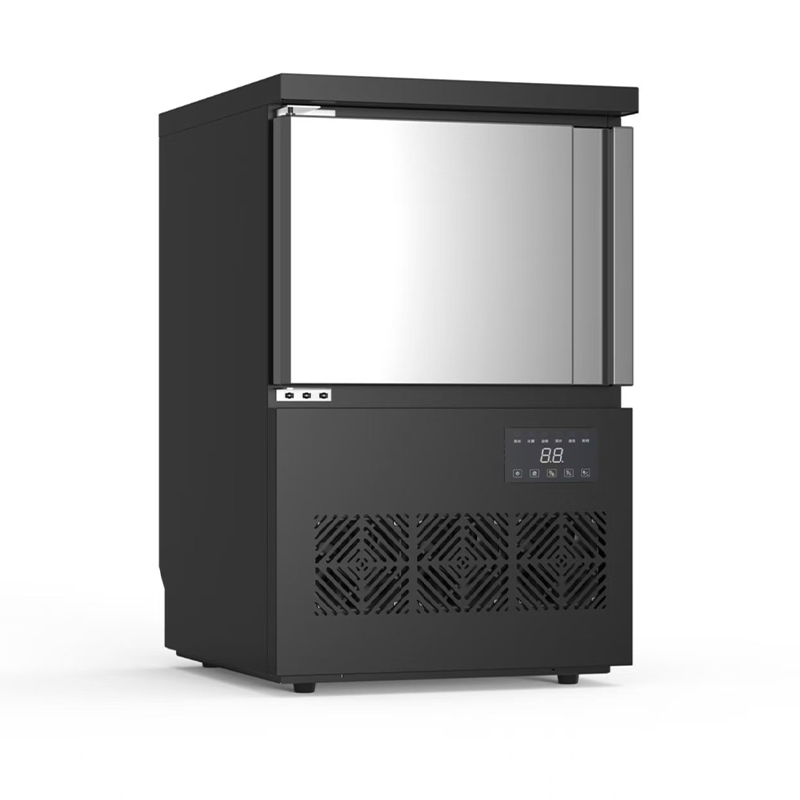 SMK-35P Mașină cu gheață cu pulverizare